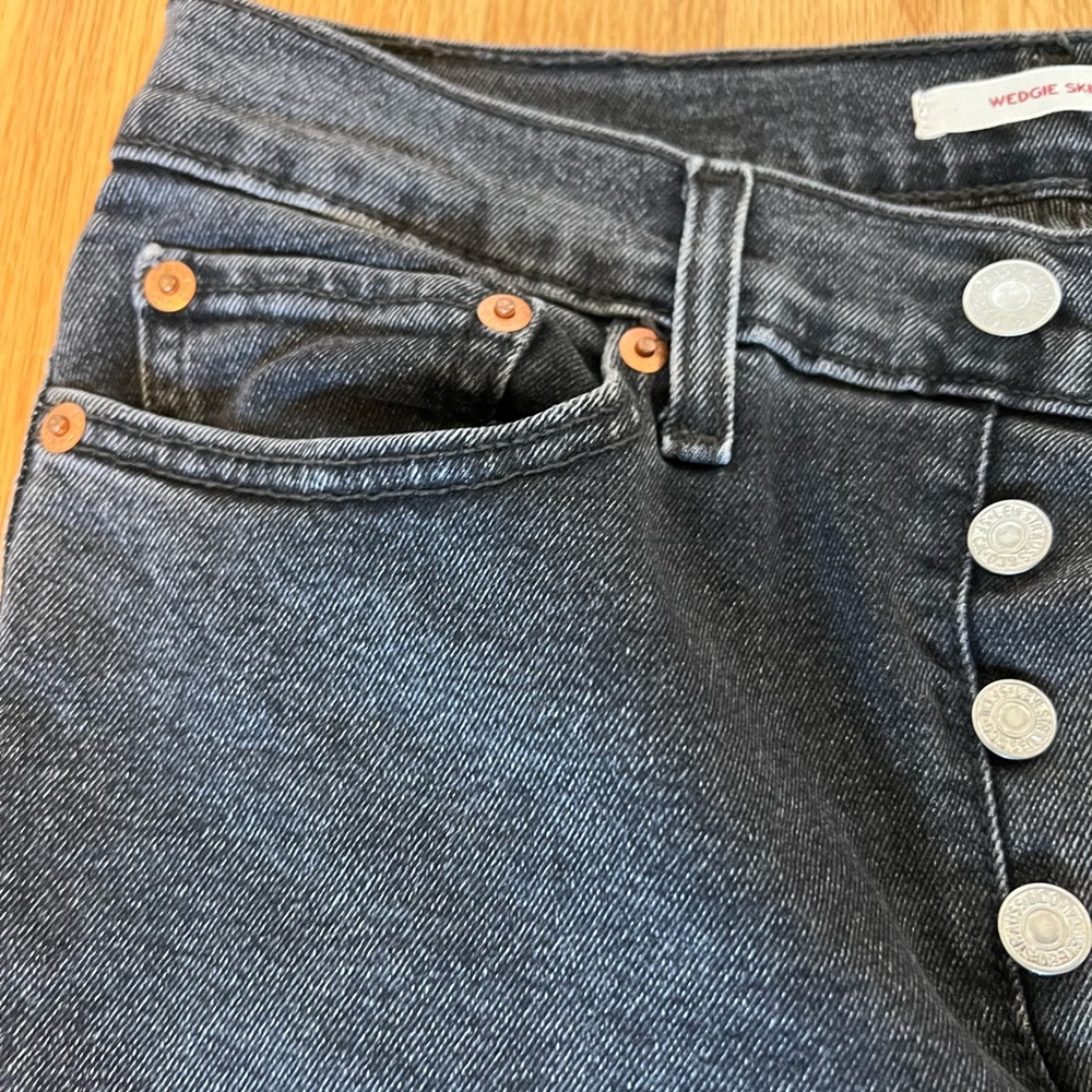 Levi’s Wedgie Skinny Faded Black 27